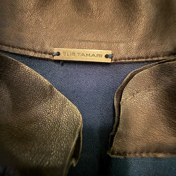 Elie Tahari Sleeveless Green/Navy Blouse w/ Leather Trim Size Large - Picture 4 of 8